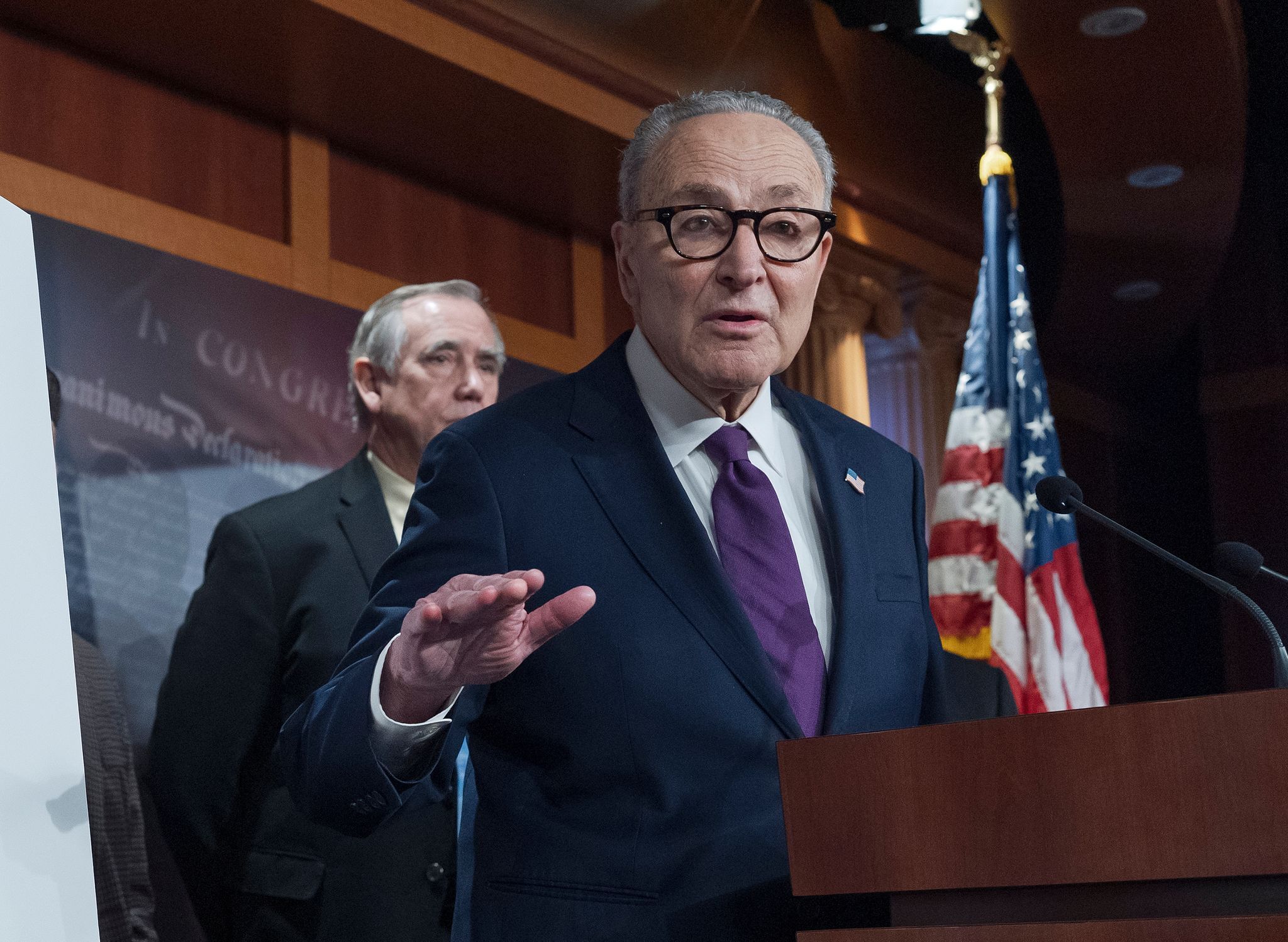 Demokrat: Justizministerium vertuscht zum Schutz von Trump