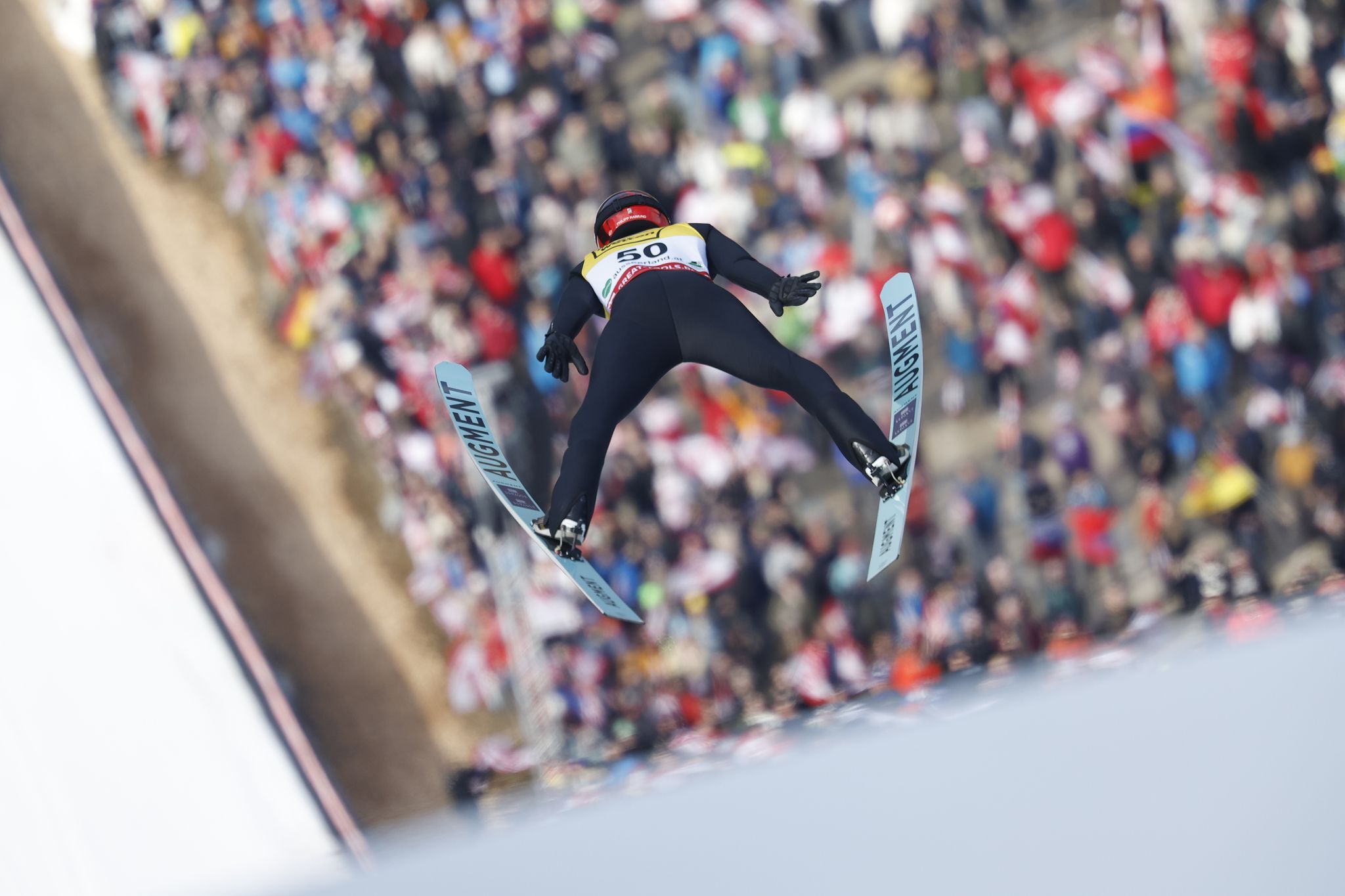 Platz 16: Olympiasieger Raimund patzt beim Skifliegen