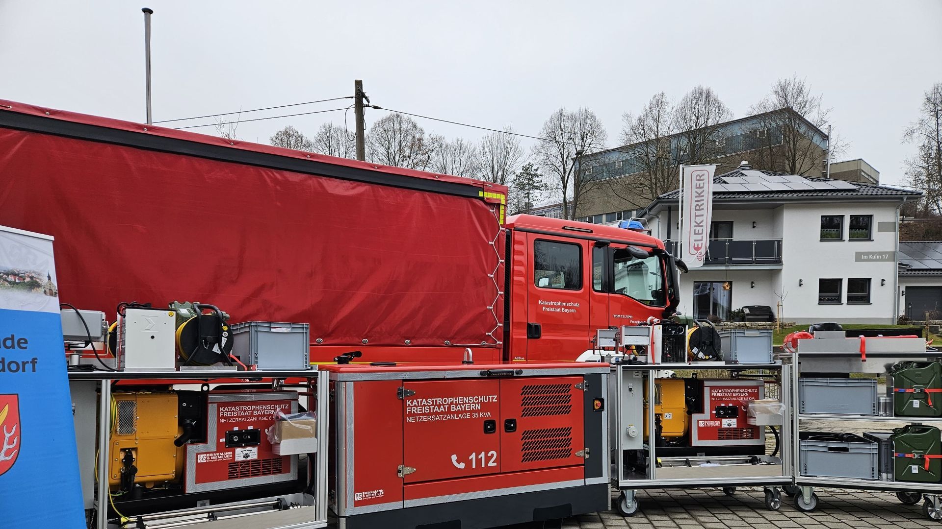 Katastrophenschutz in Priesendorf: Neuer Gerätewagen Notstrom im Einsatz