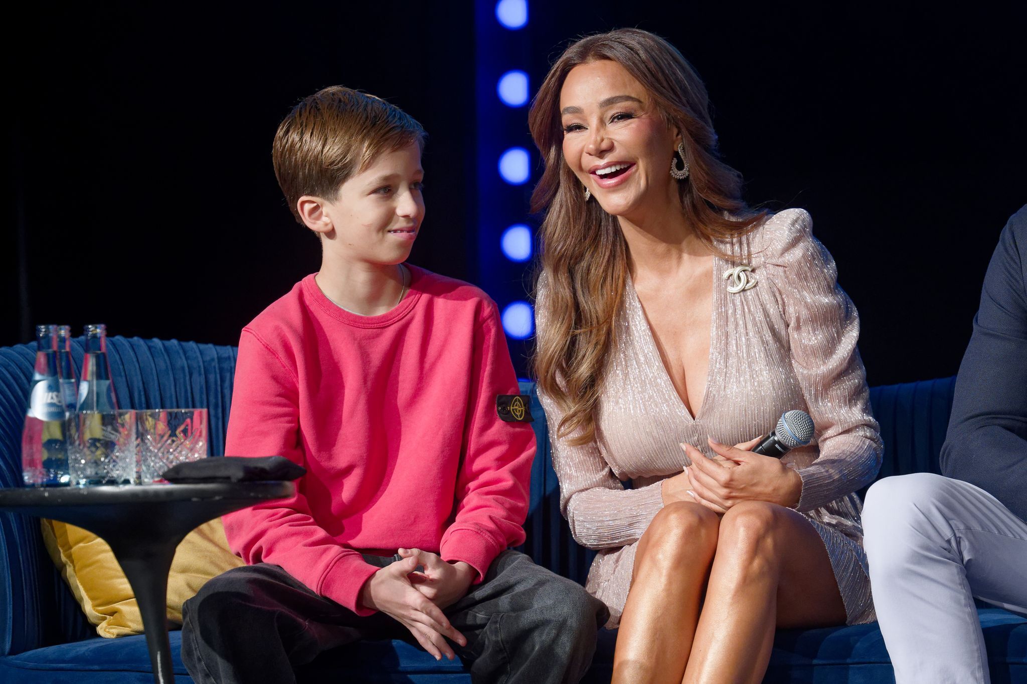 Verona Pooth telefoniert stündlich mit Sohn Rocco in Dubai