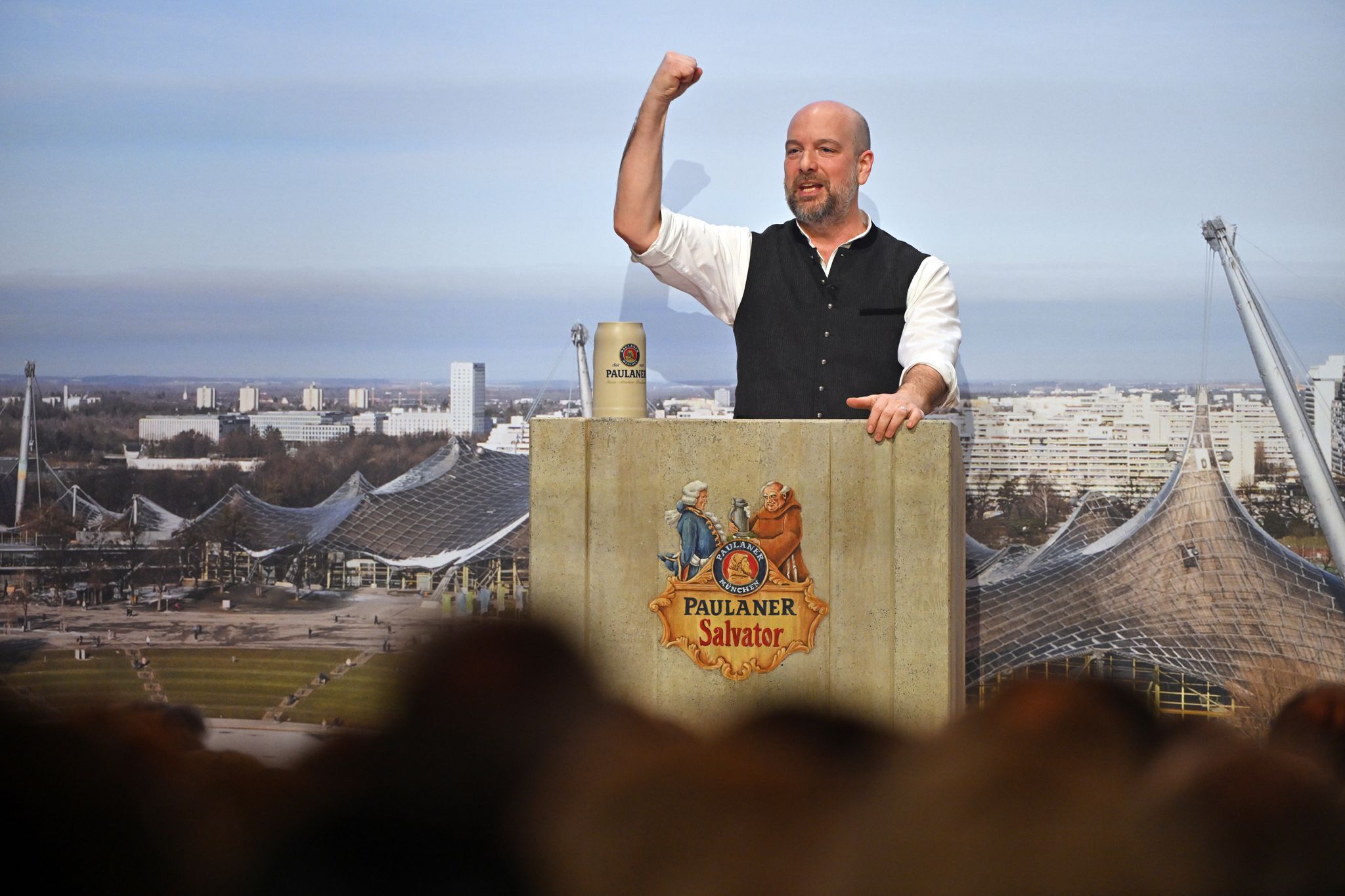 Kabarettist Zinner klagt über Dauerempörung und Intoleranz