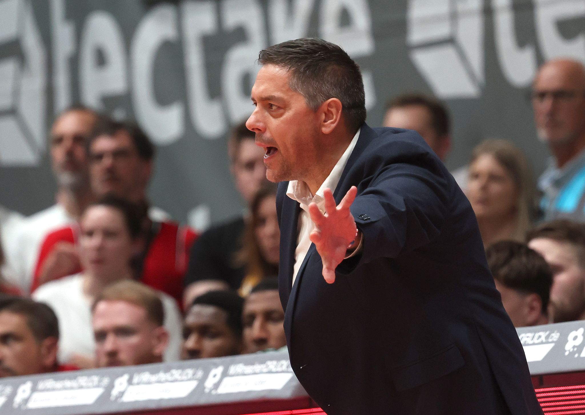Würzburger Basketball verlängern mit Trainer bis 2029