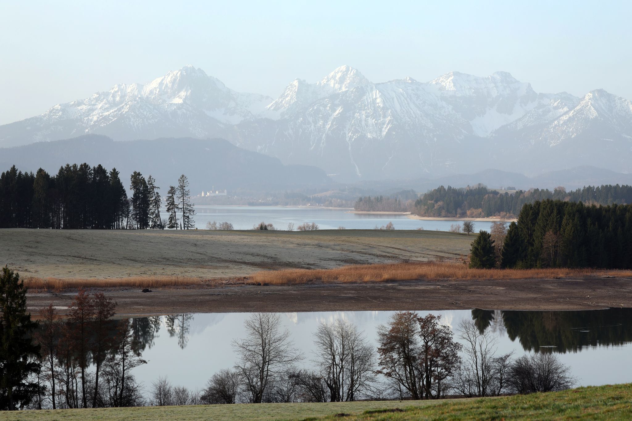 Frühlingshafter Mix aus Sonne, Wolken und Saharastaub