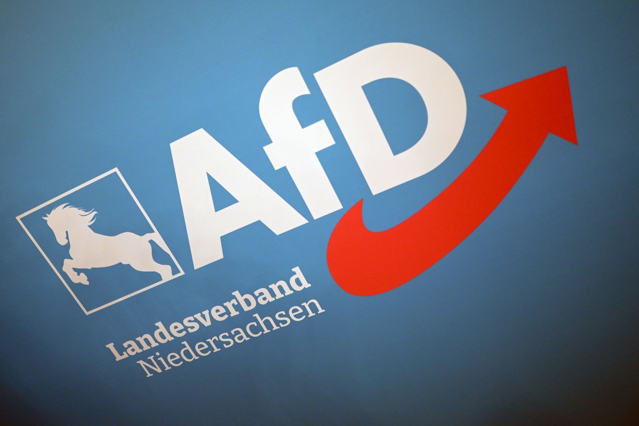 Hochstufung der AfD Niedersachsen auf Eis gelegt