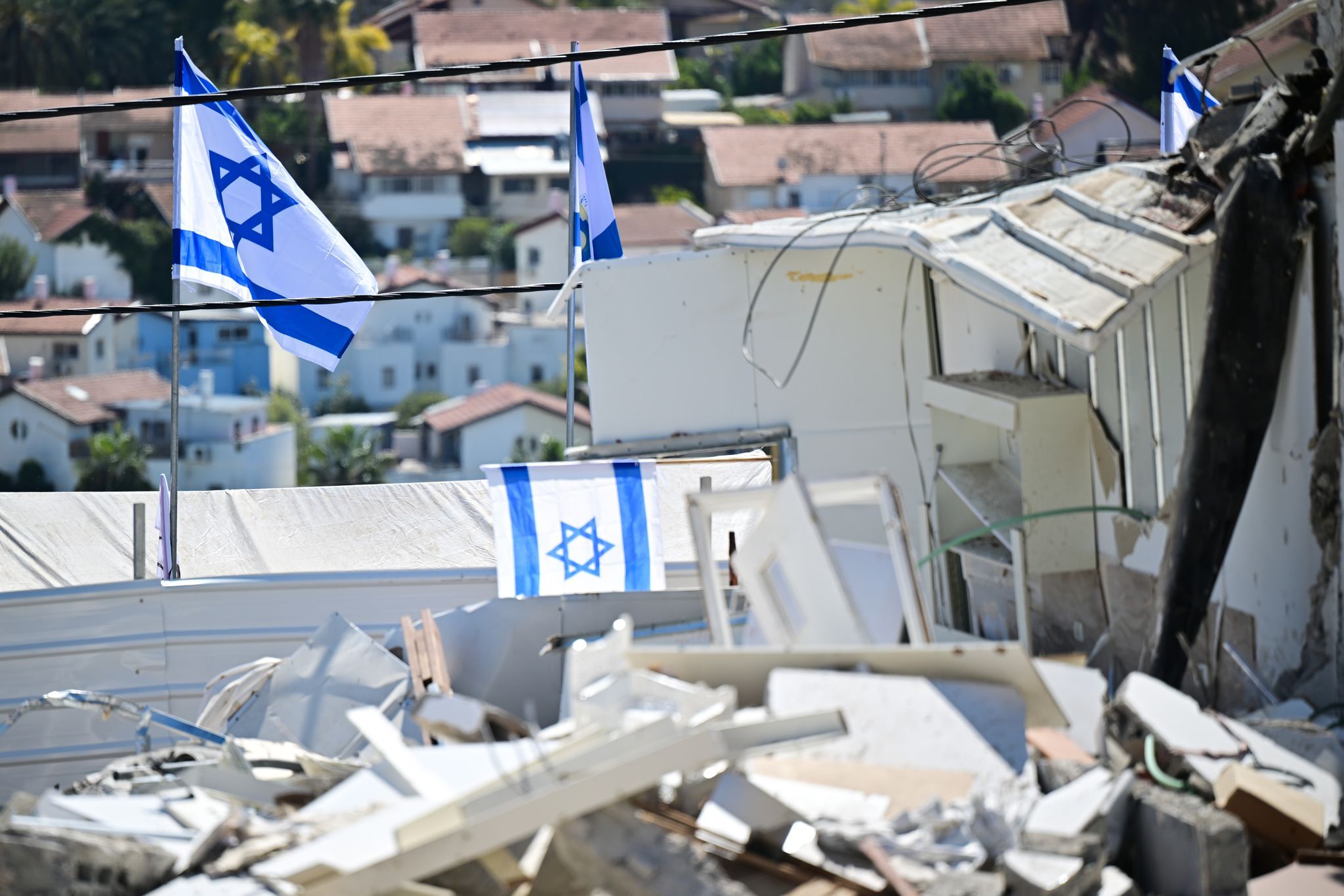 Satellitenstation in Israel von Hisbollah-Rakete getroffen