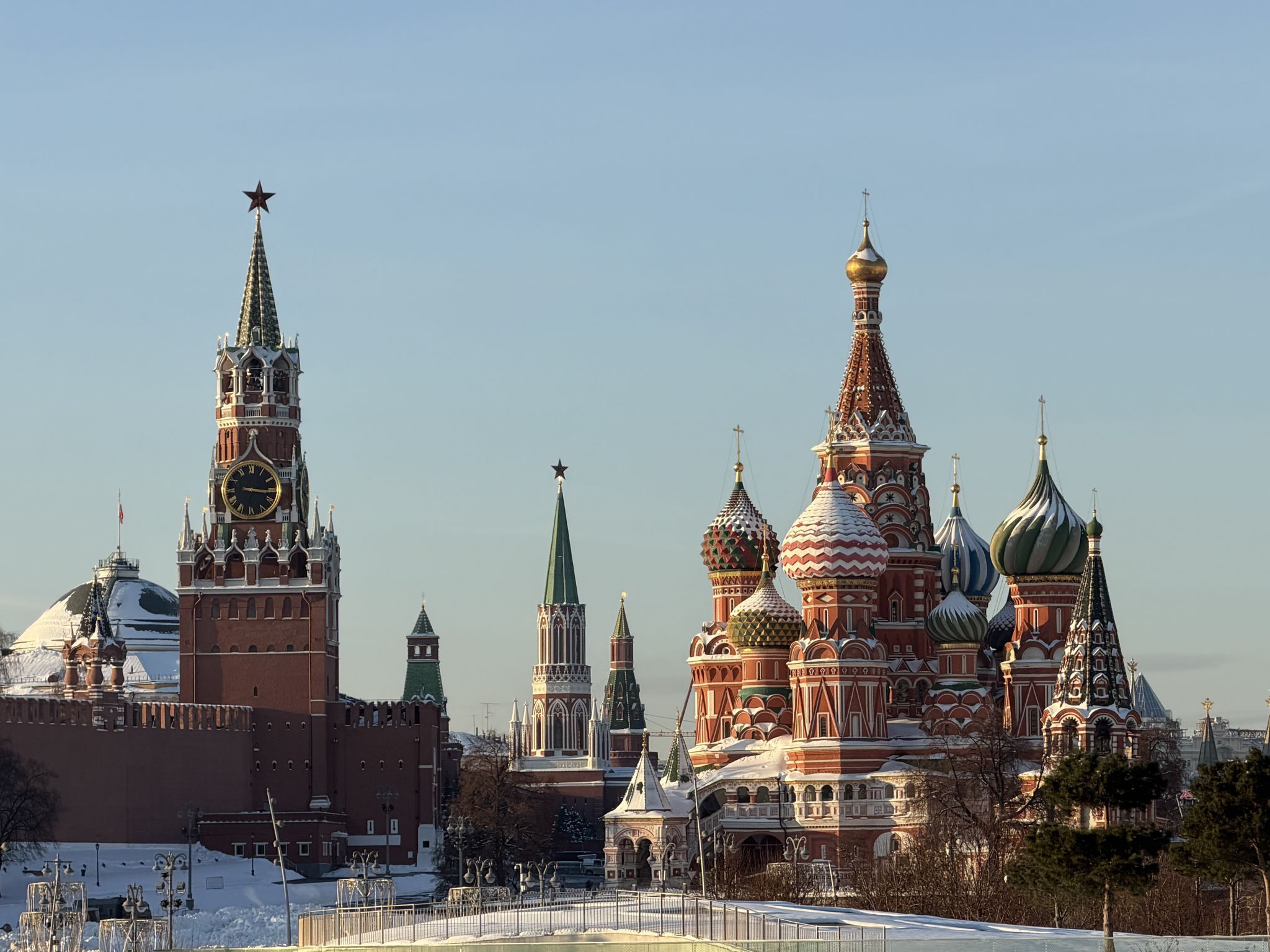 Abschaltungen in Moskau: Mit Telefonzellen aus dem Funkloch?