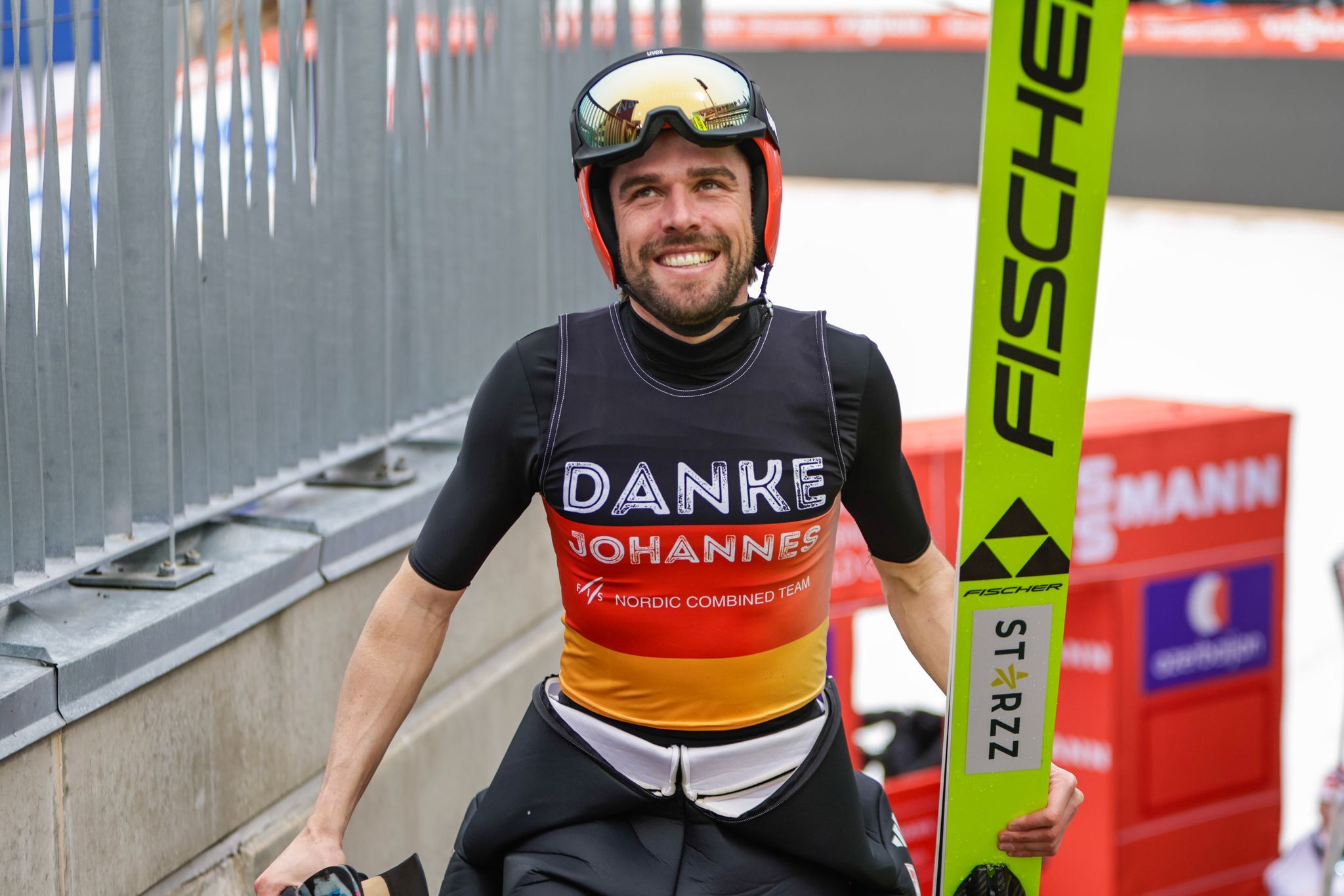 Sektdusche zum Karriereende: Rydzek verabschiedet sich