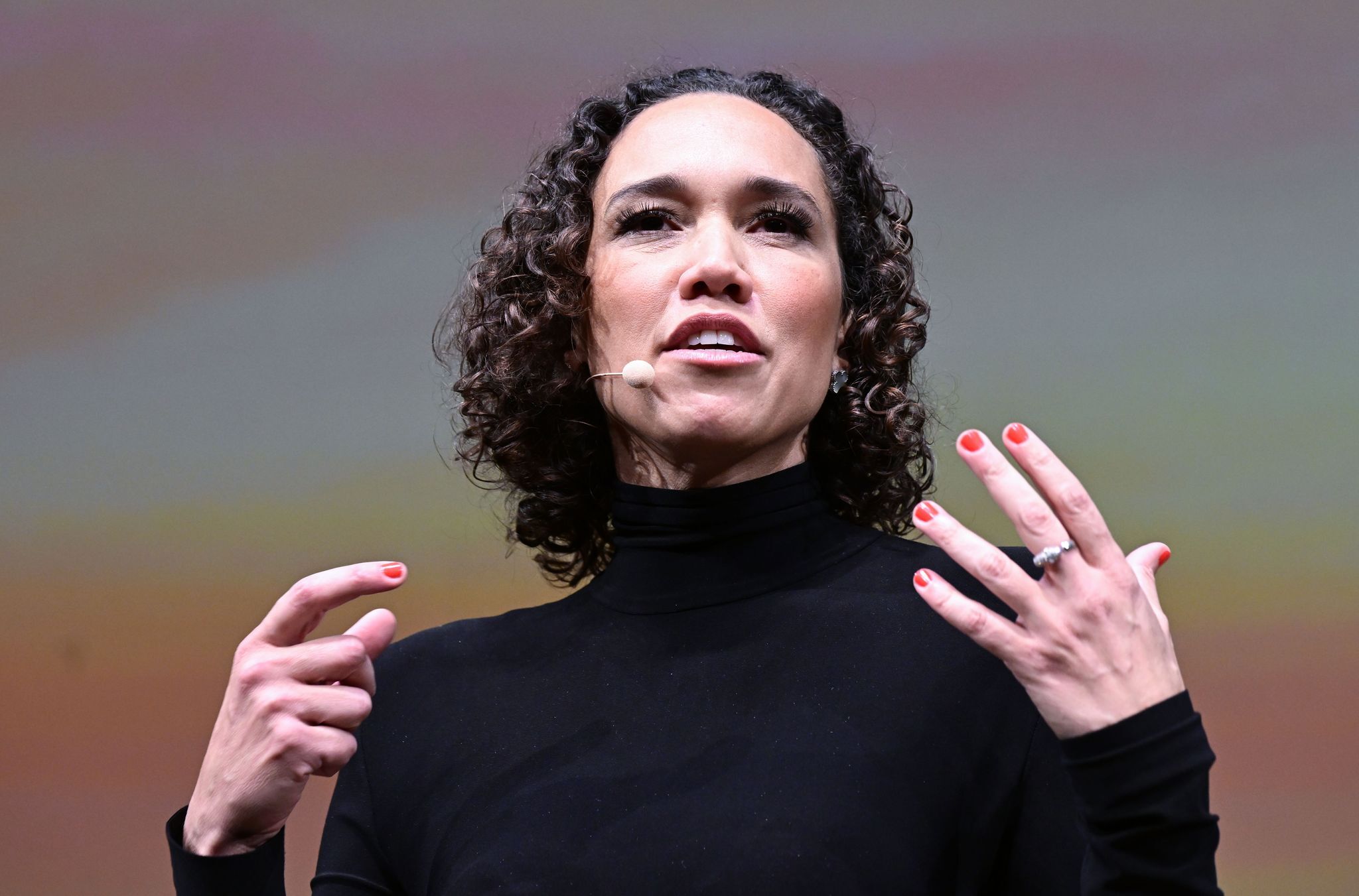 FDP-Generalsekretärin verliert Wette und trägt nun Glatze