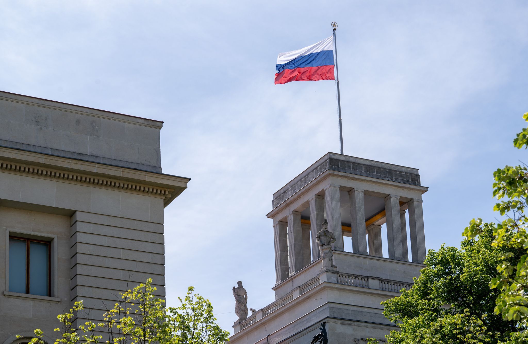 Sabotageplan für Russland? Drei Männer vor Gericht