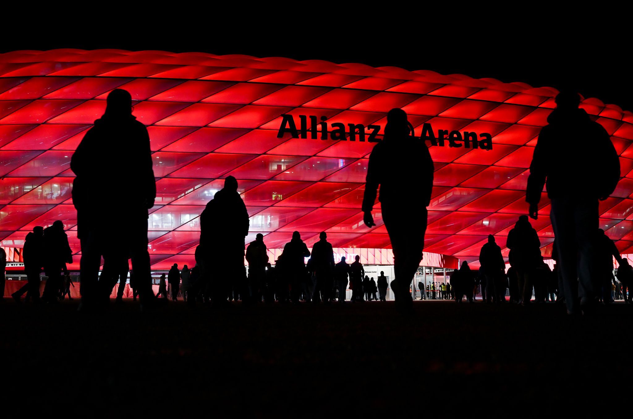 Warnstreik in München: Notlösung auch für Fußball-Fans