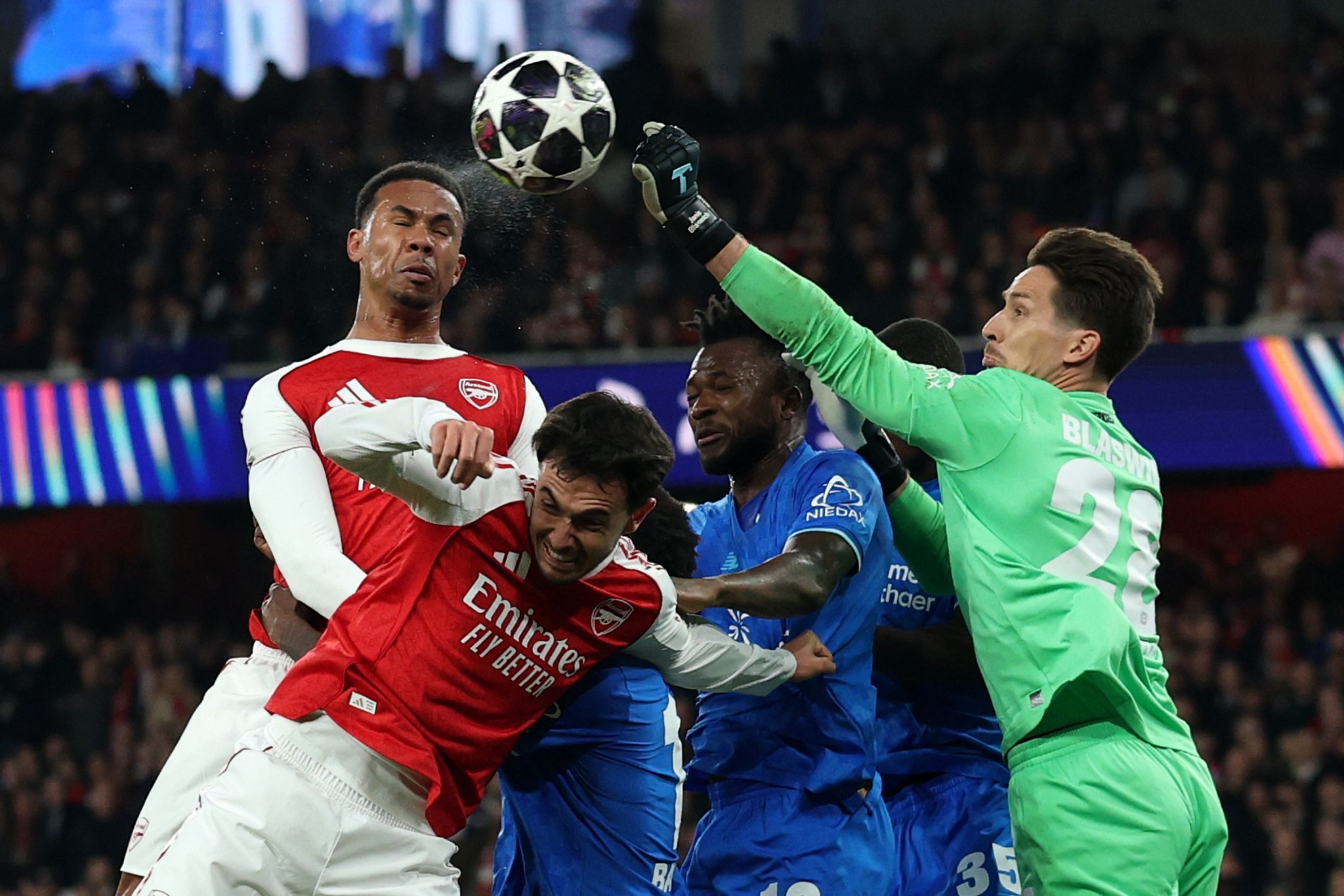 Trotz Blaswich-Paraden: Bayers Königsklassen-Traum geplatzt