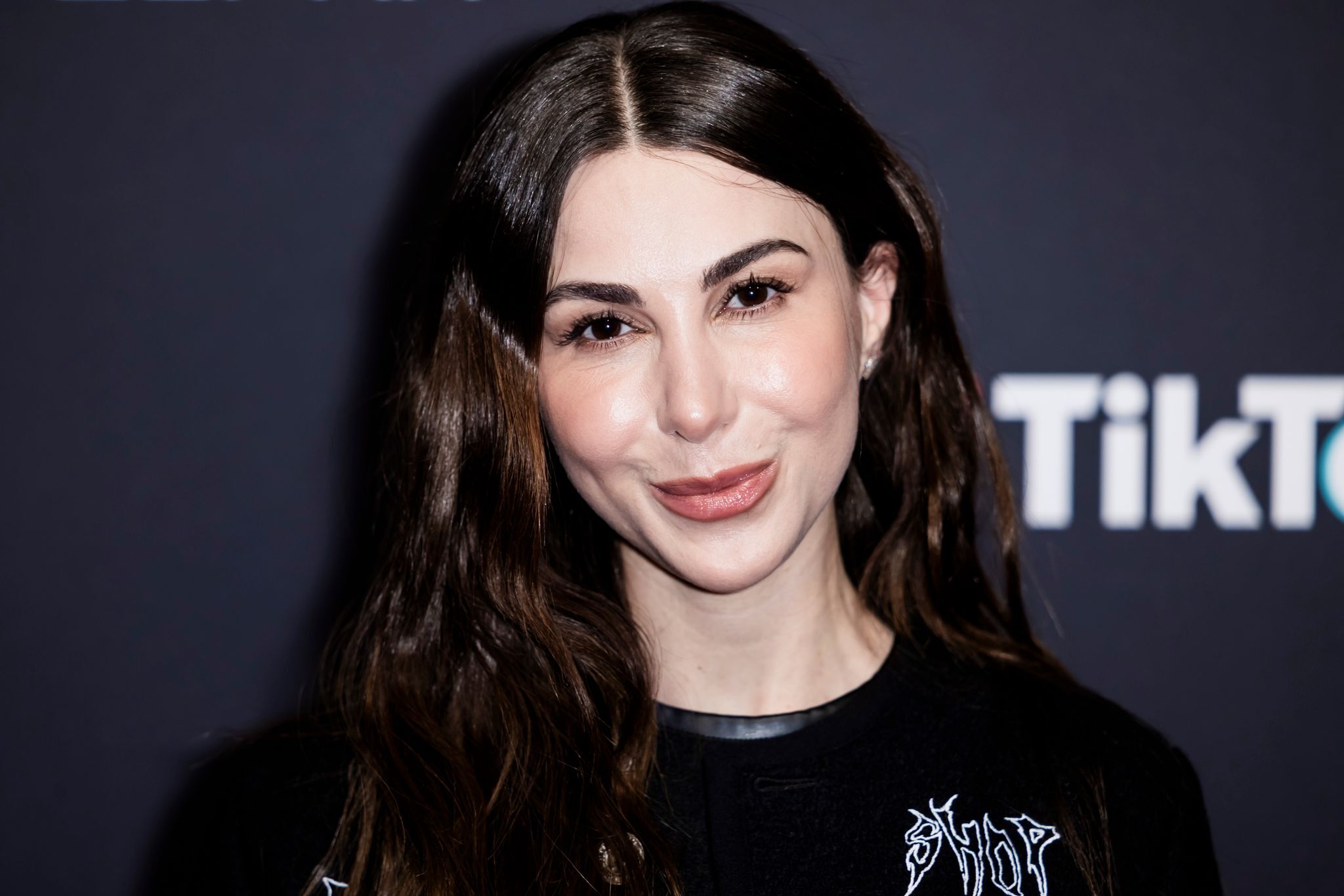 «Rabenmutter»-Vorwürfe – Influencerin Dr. Emi unter Beschuss