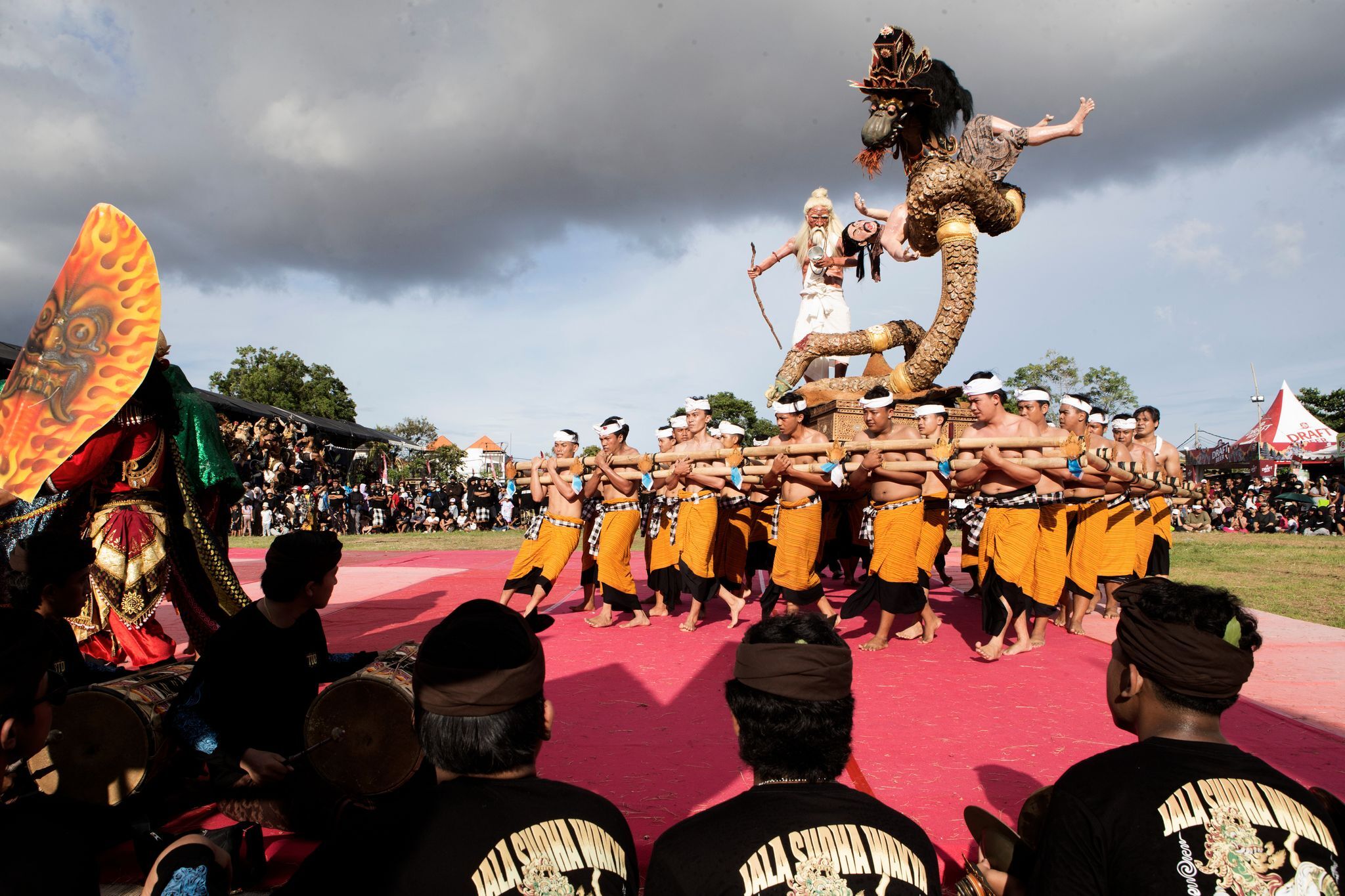 Tag der Stille legt Bali lahm – Regeln auch für Touristen