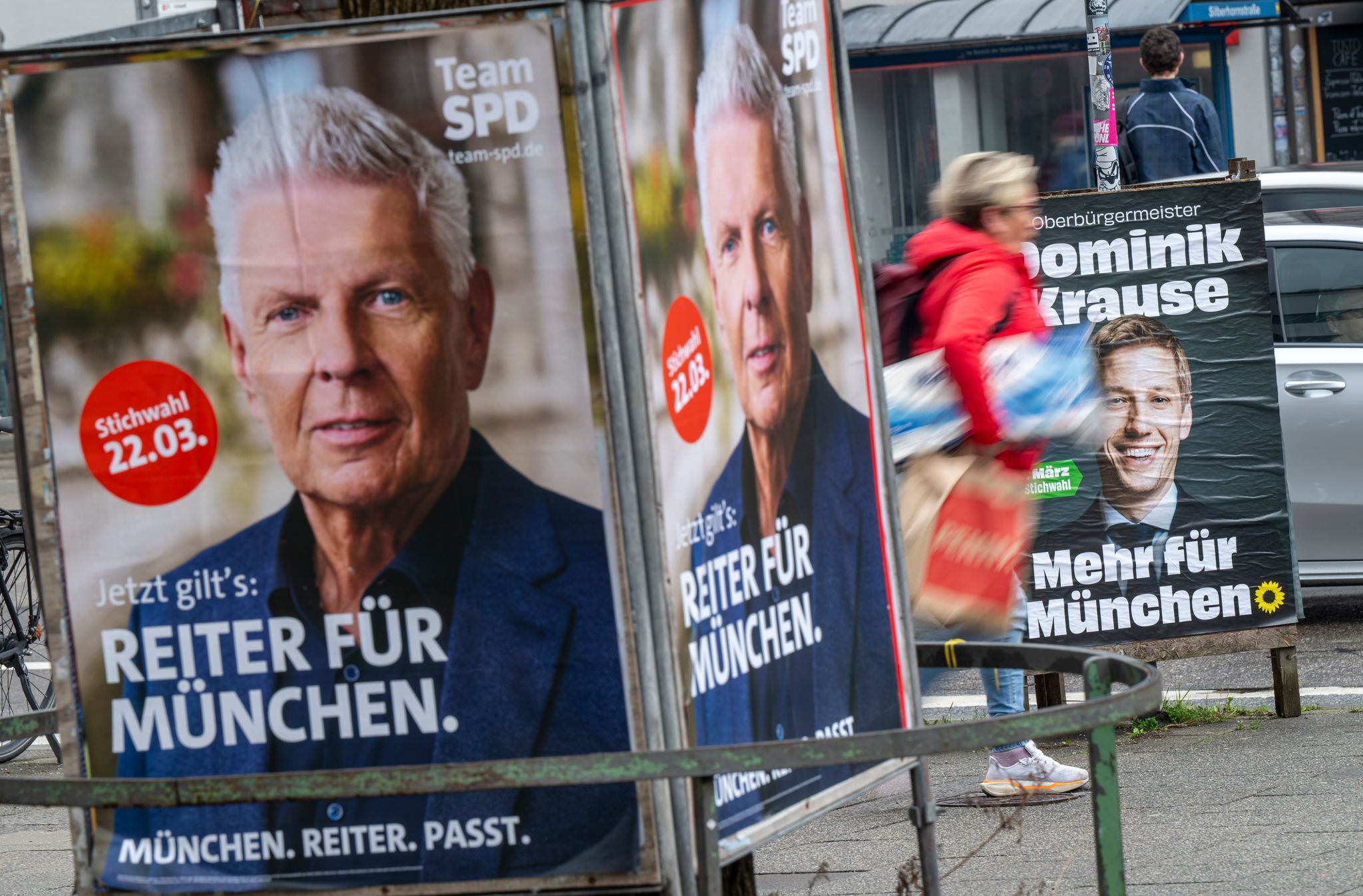 München und mehr: Wahllokale öffnen für Stichwahl