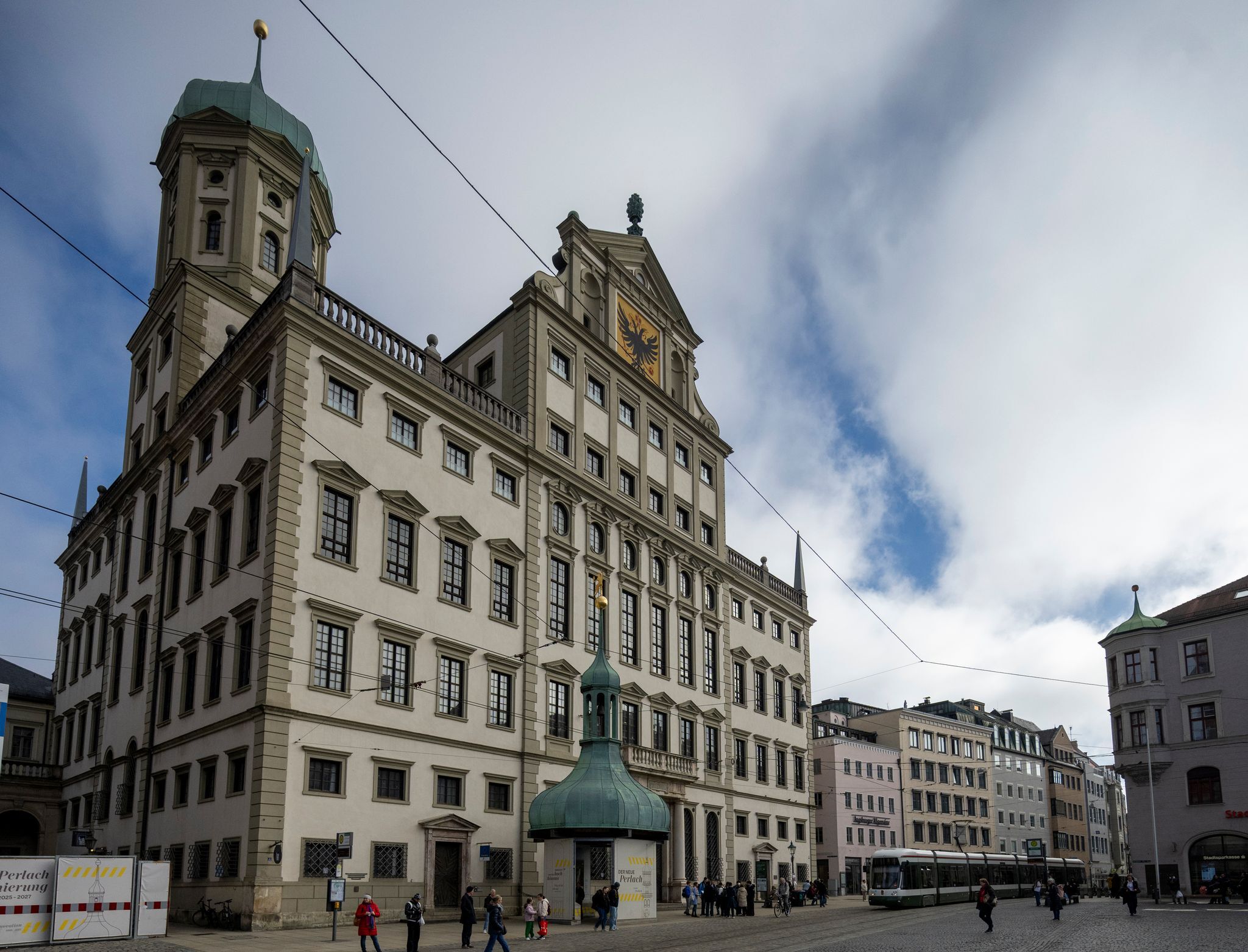 Tendenz: SPD-Kandidat in Augsburger Stichwahl vorn