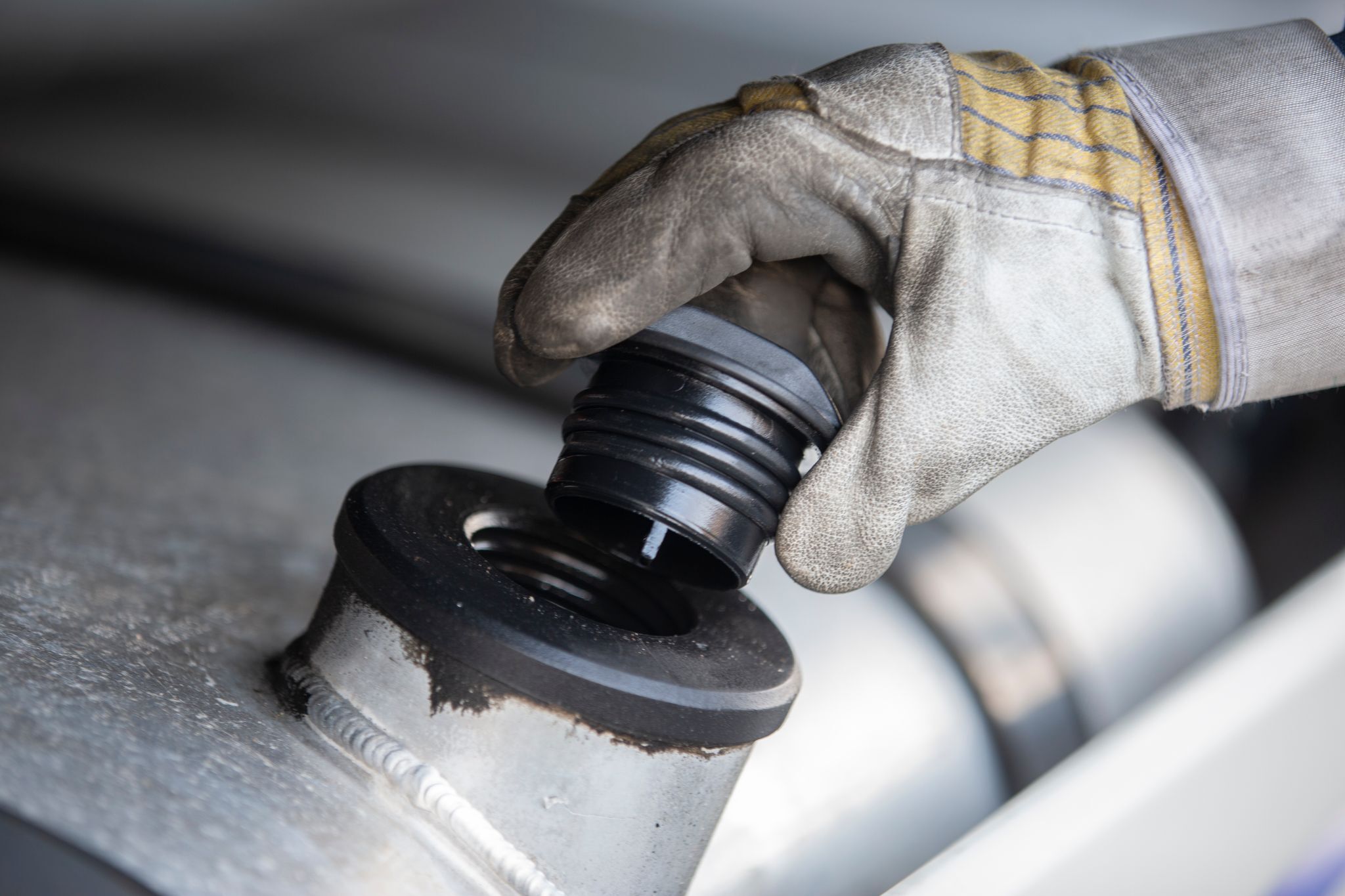 Benzindiebe schlagen auf Pendlerparkplatz zu