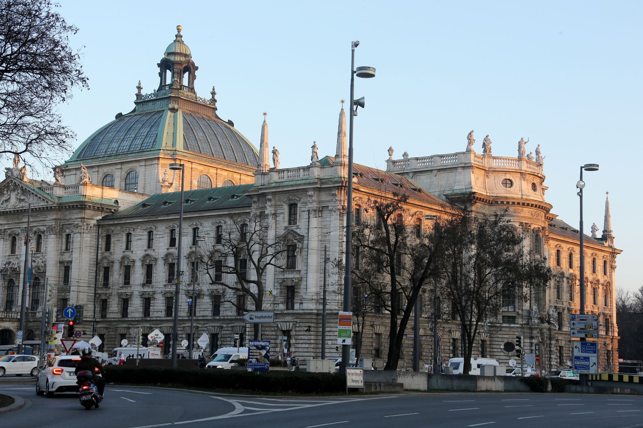 Richter drängen nach Ausfall der IT-Systeme auf Konsequenzen