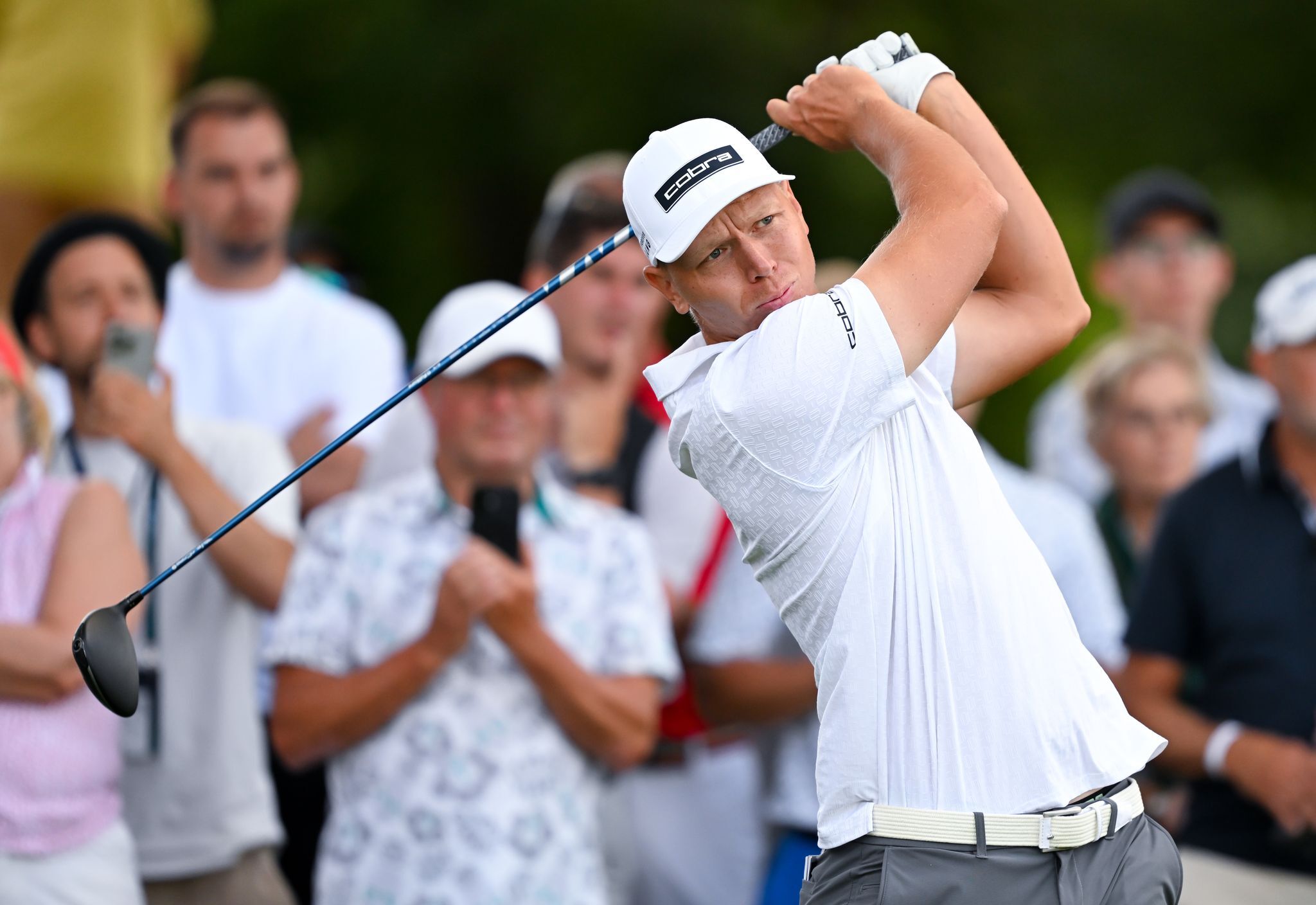 Golfer Schmid spielt sich in München Richtung Spitze