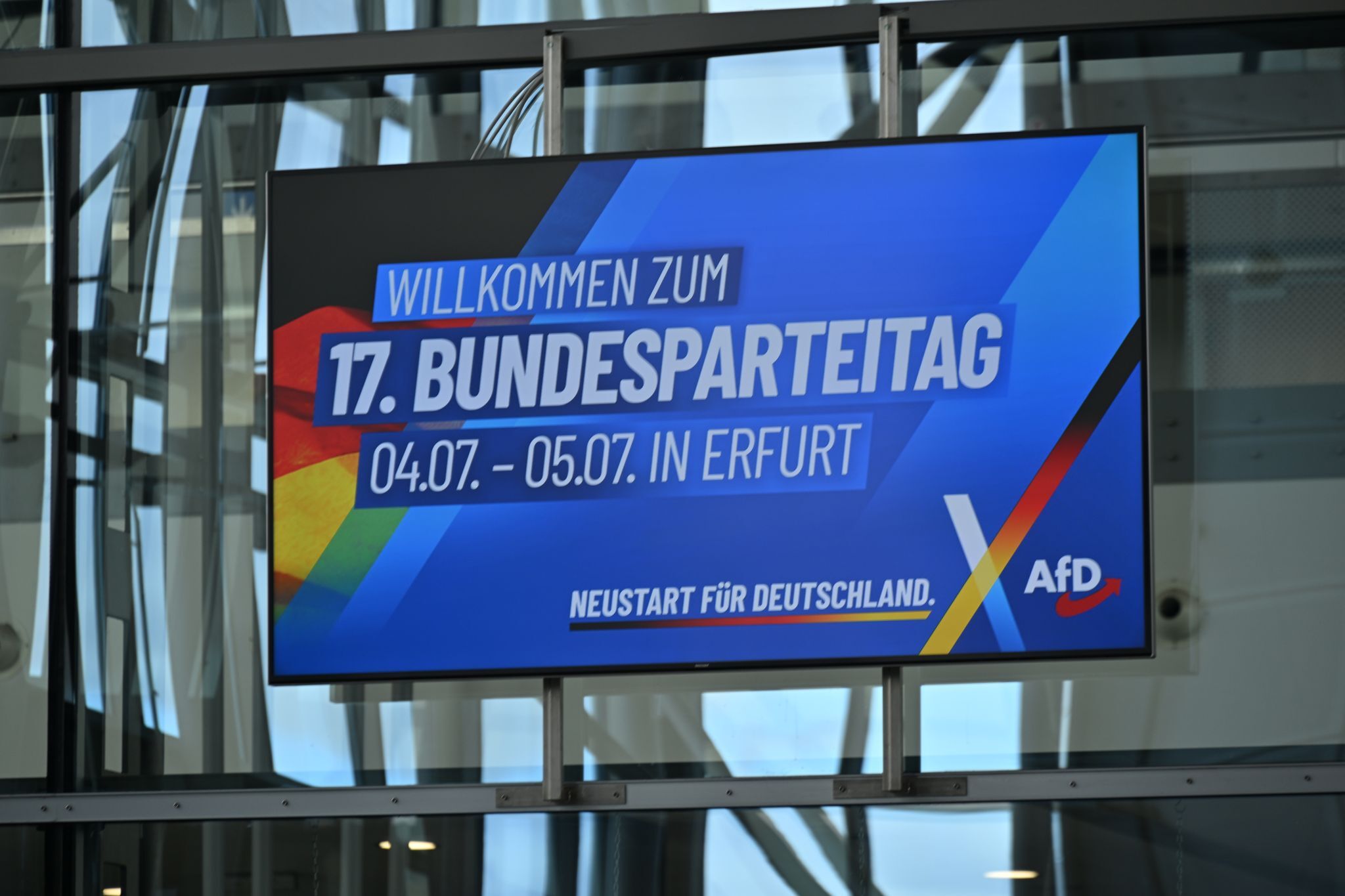 AfD-Parteitag beginnt – umfangreiche Proteste erwartet