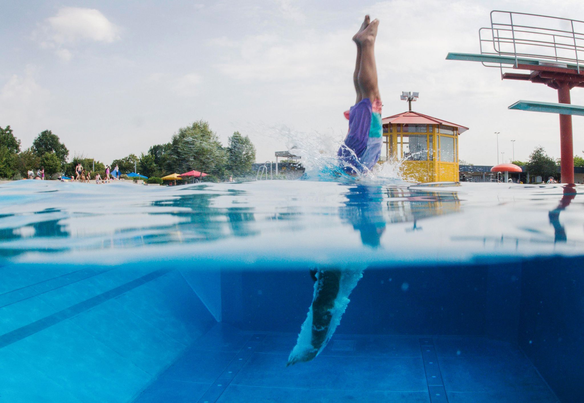 Schwimmer retten 85-Jährige aus Wasser