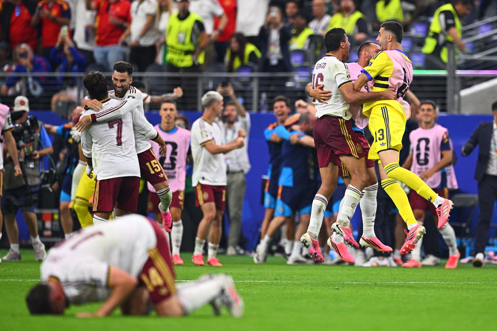 Das war die WM-Nacht: Spaniens König jubelt, Tuchel überlegt