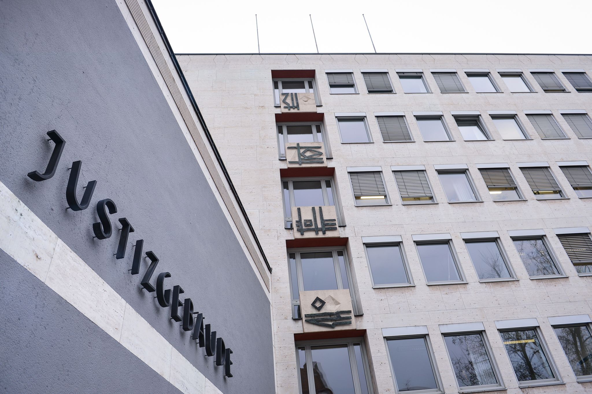 Missbrauch im Hafturlaub? Triebtäter erneut vor Gericht