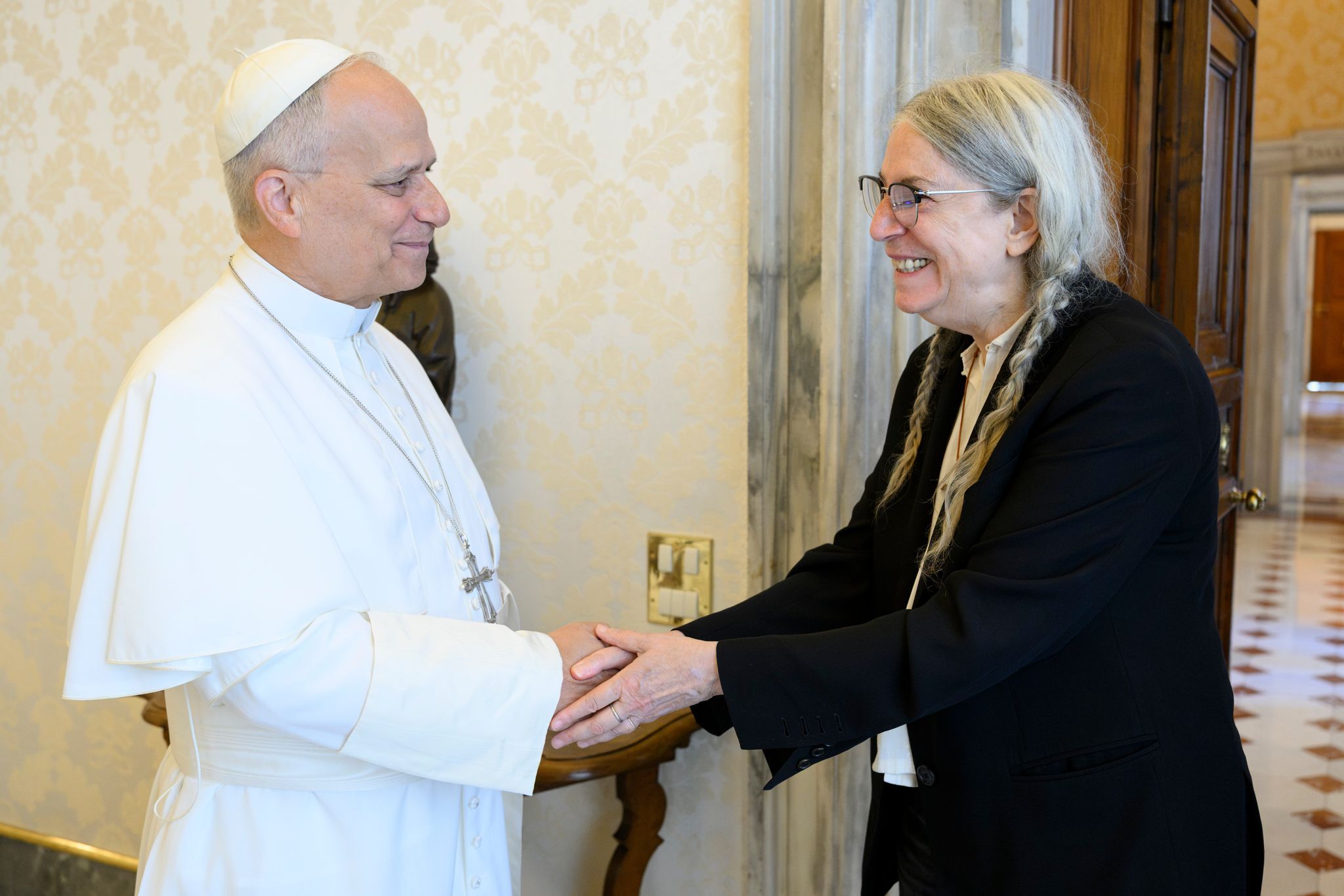 Papst trifft Rock-Ikone Patti Smith im Vatikan