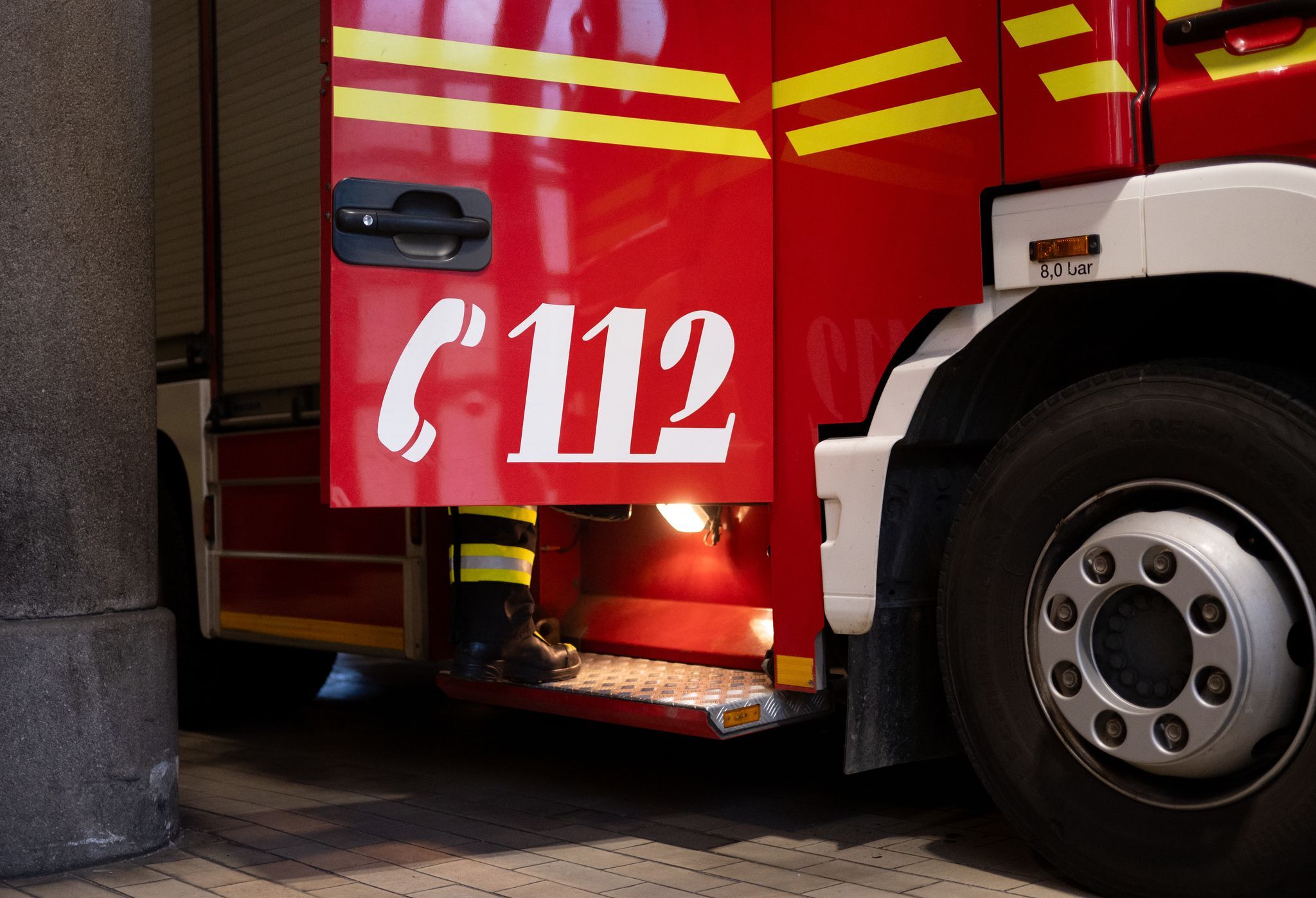 Anwohner müssen Häuser wegen Flächenbrandes verlassen